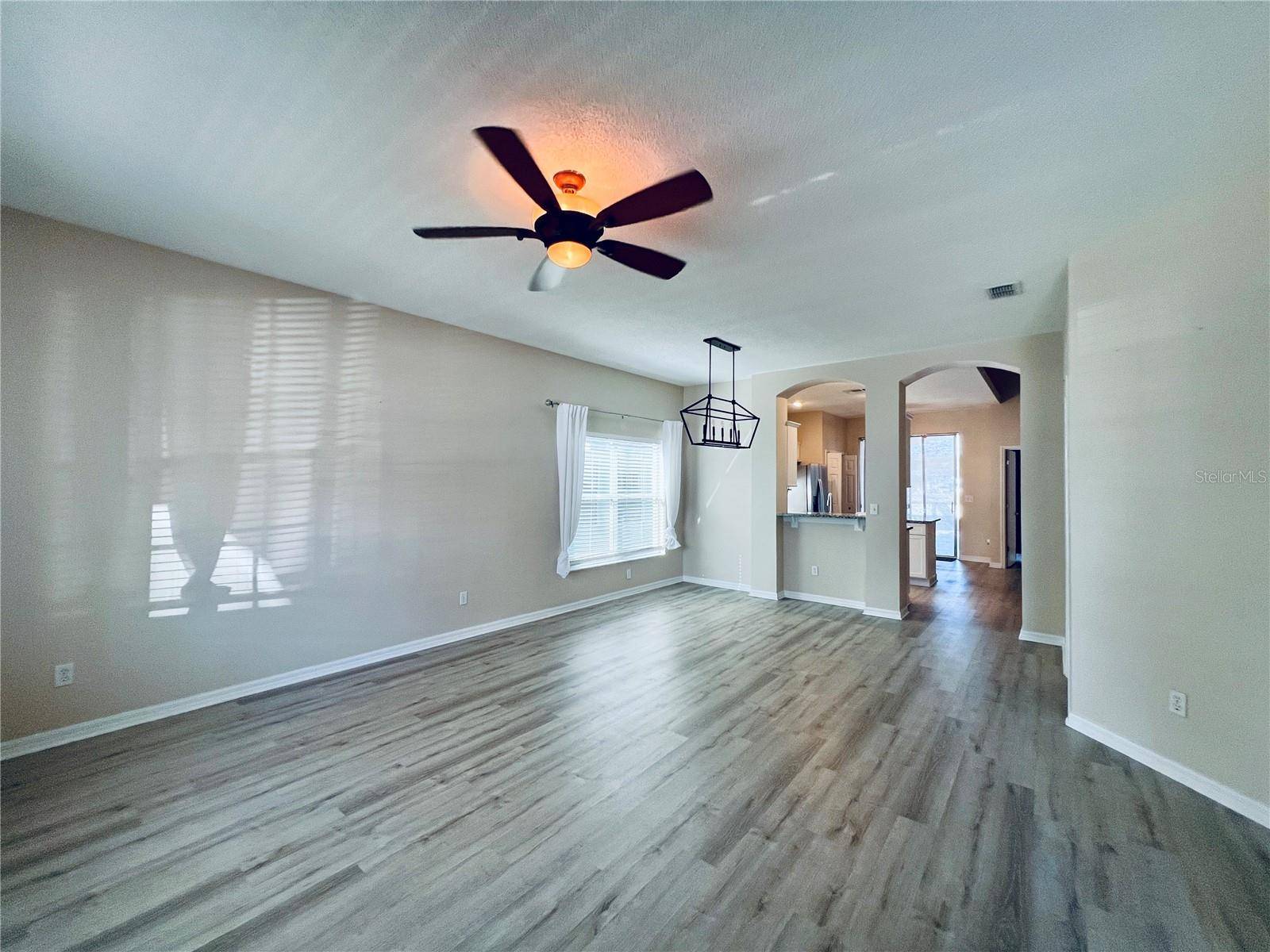 Sanford, FL 32771,124 QUEENS CT