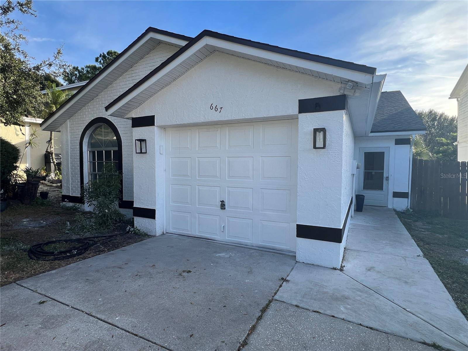 Winter Haven, FL 33884,667 LAKE DEXTER CIR