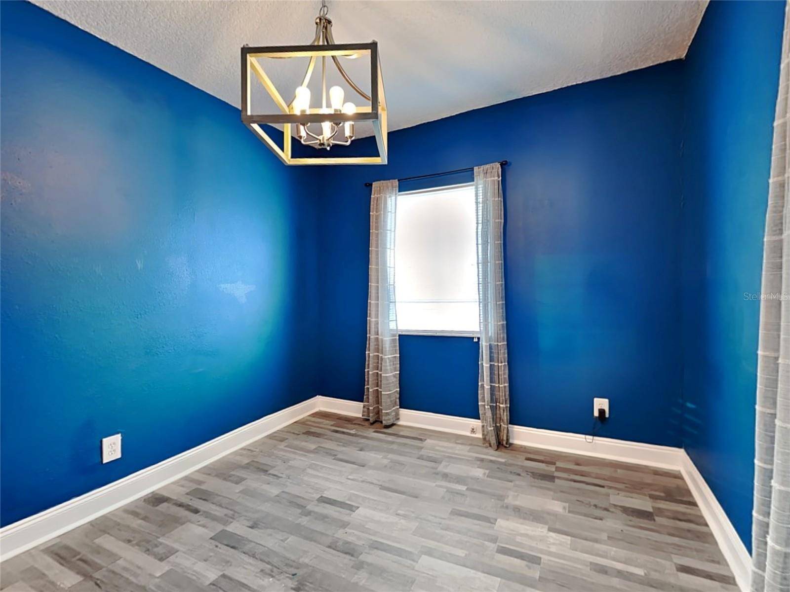 Tampa, FL 33602,119 W KEYES AVE