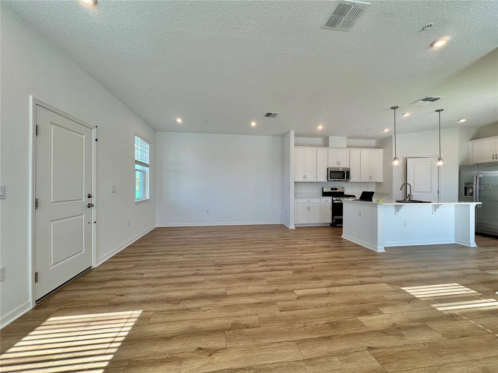 Debary, FL 32713,301 PLATFORM LN