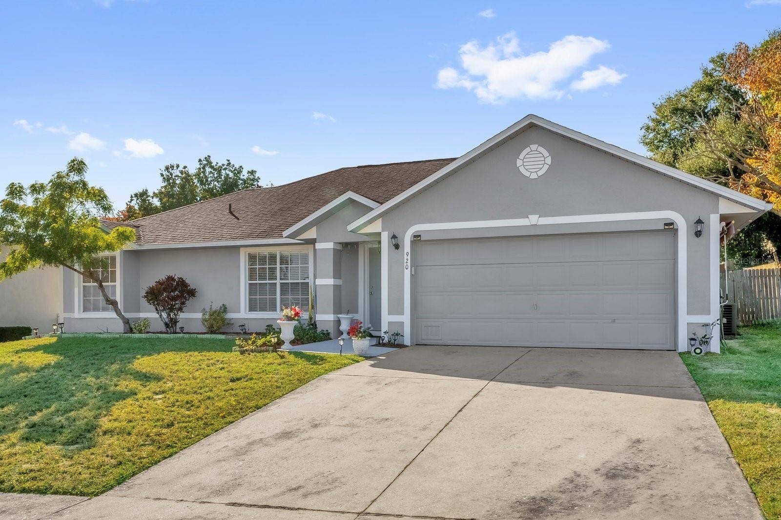 Minneola, FL 34715,920 PALM FOREST LN