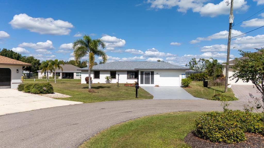 Punta Gorda, FL 33983,1136 YACHTSMAN LN