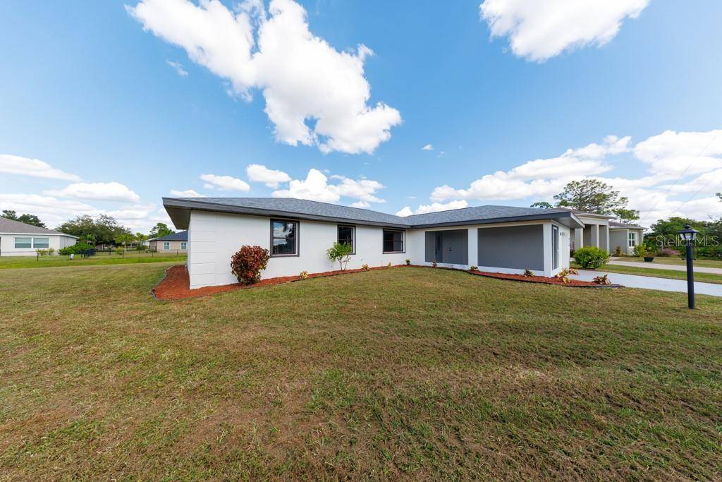 Punta Gorda, FL 33983,1136 YACHTSMAN LN