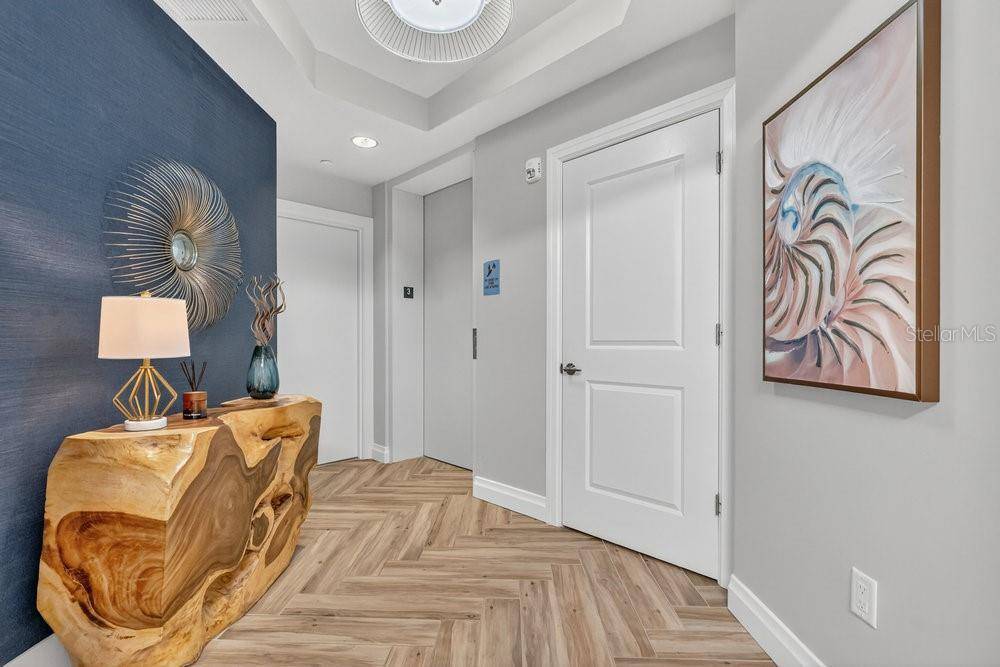 St Petersburg, FL 33715,800 COLLANY RD #302