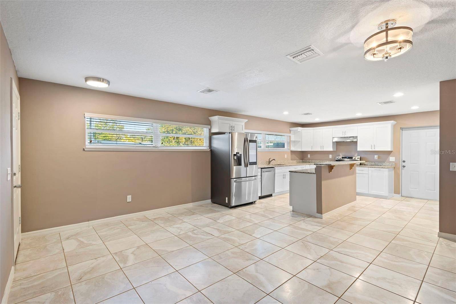 Leesburg, FL 34748,1505 FLORADEL AVE