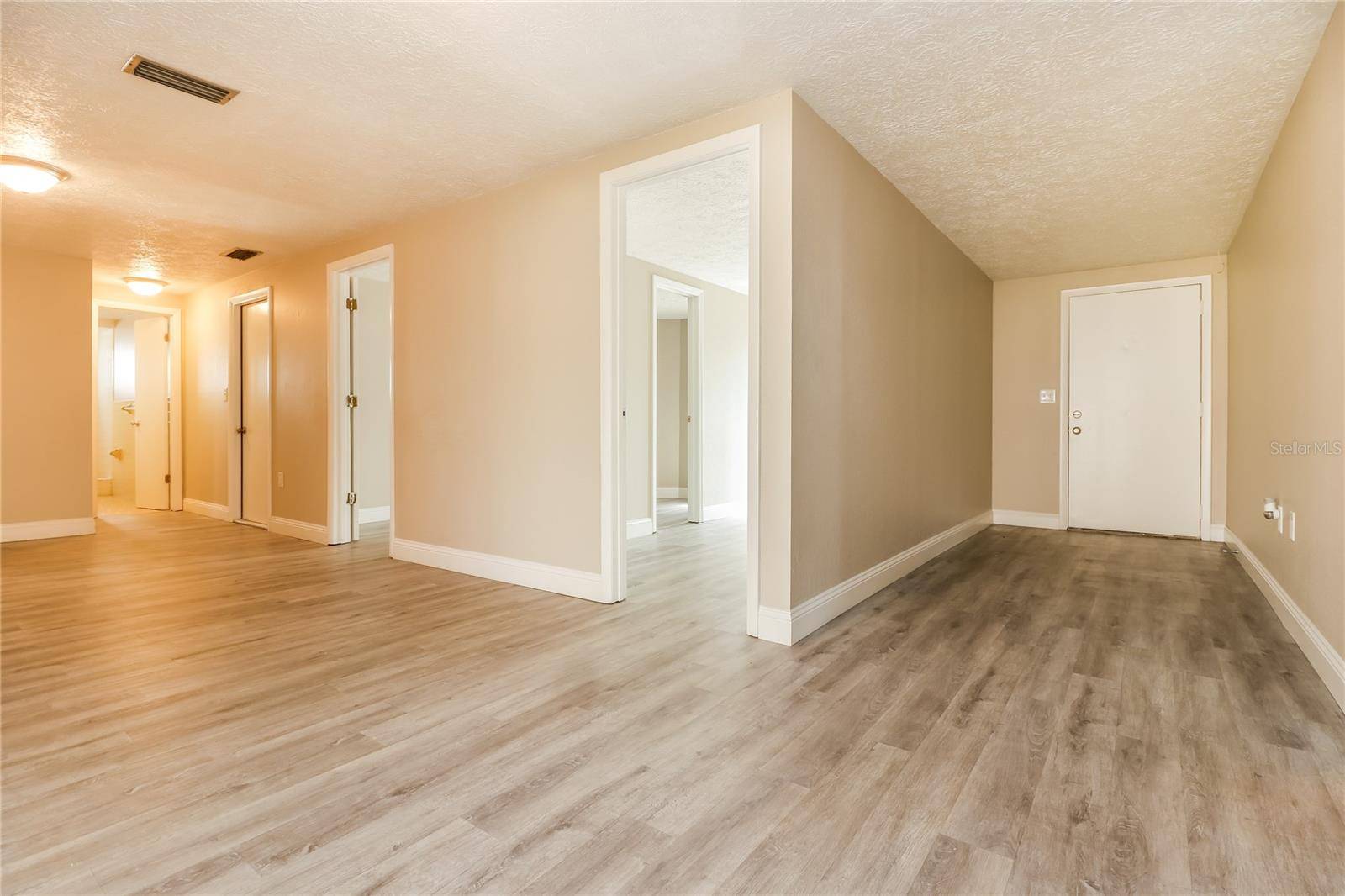 Holiday, FL 34690,2105 SUGARBUSH DR