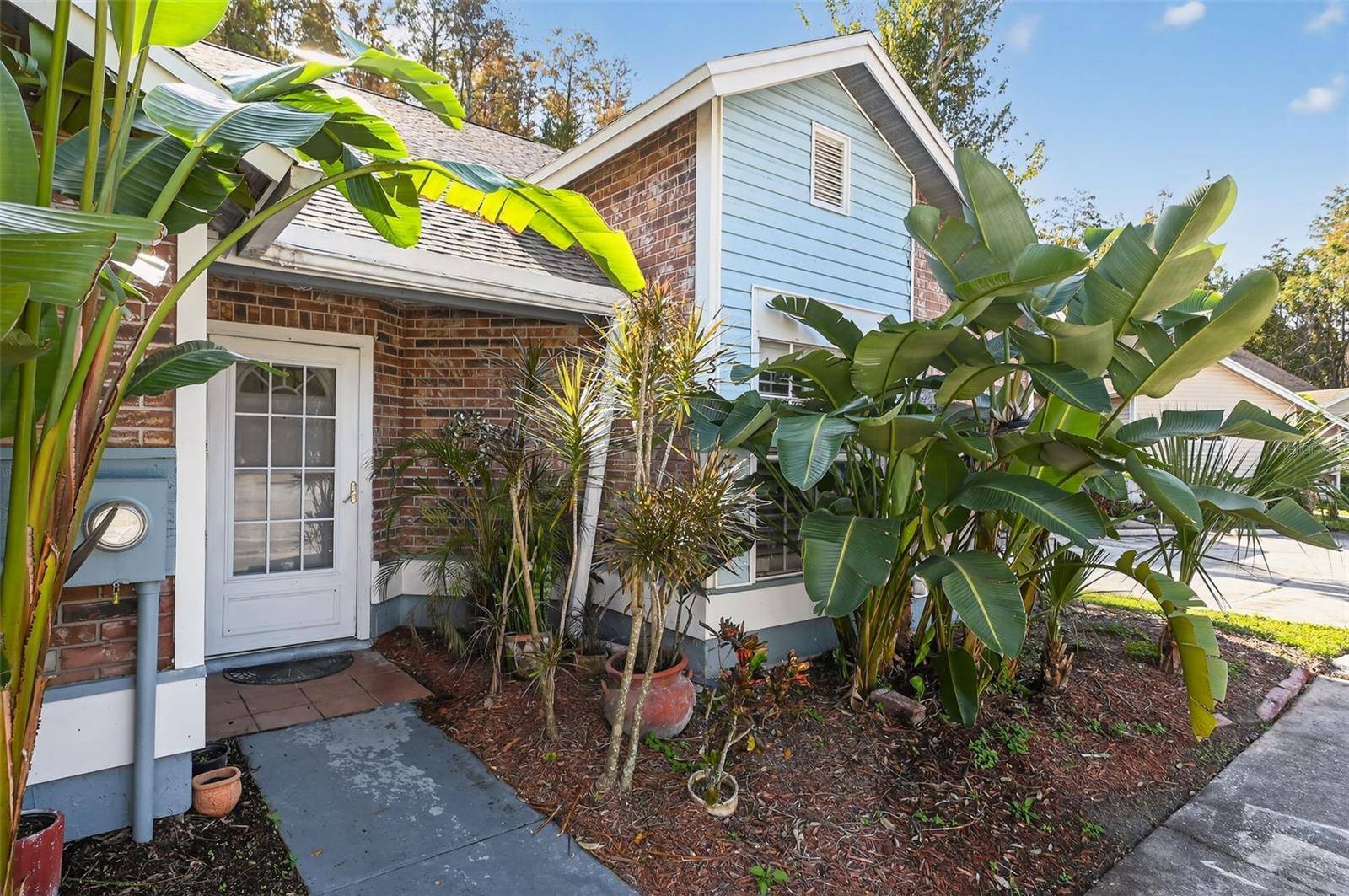 Tampa, FL 33625,5812 RED CEDAR LN