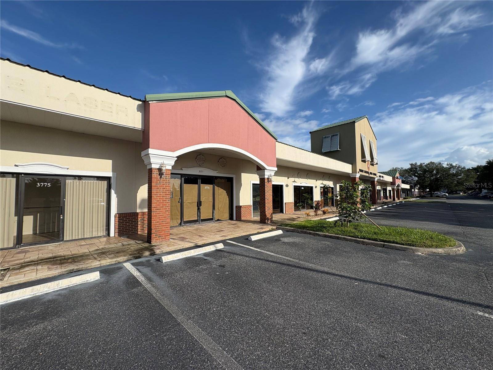 Mount Dora, FL 32757,3771 LAKE CENTER DR