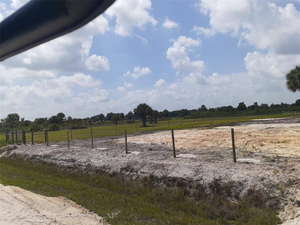 Okeechobee, FL 34972,21380 NW 276TH ST