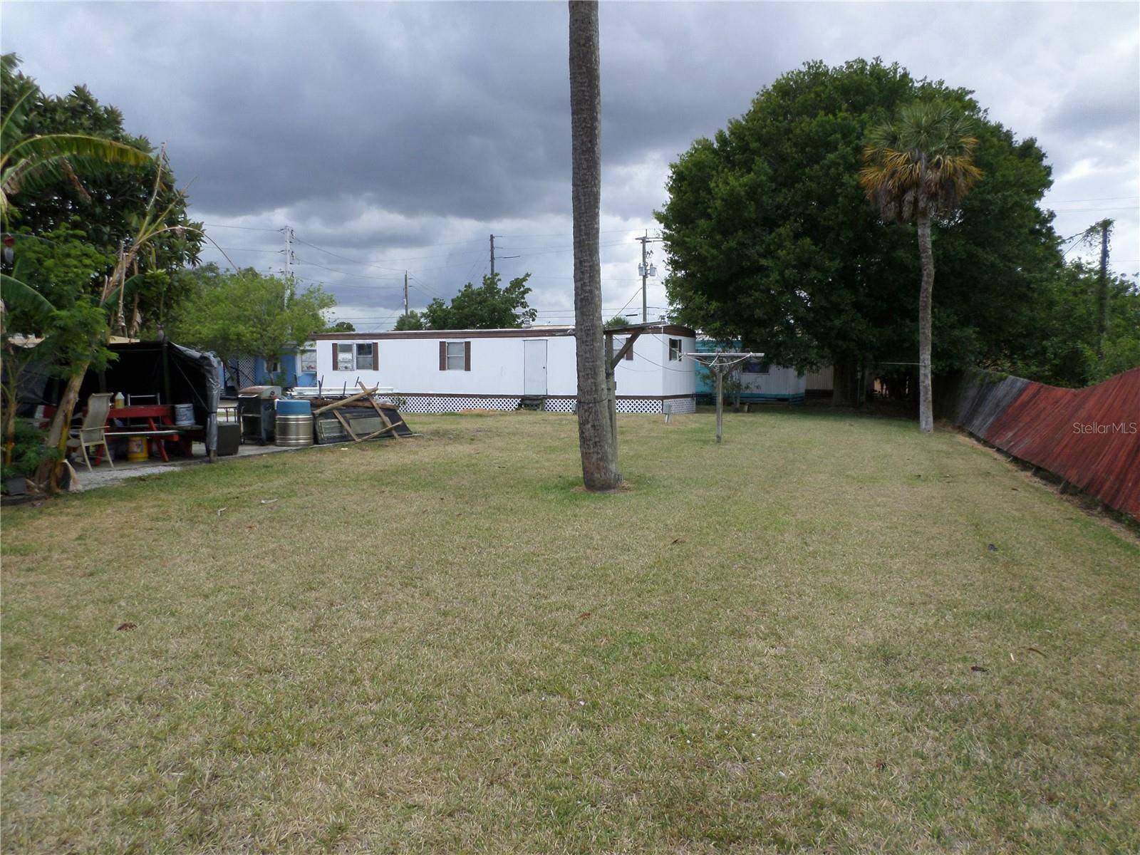 Okeechobee, FL 34974,104 SE 10TH AVE #23 SPACES