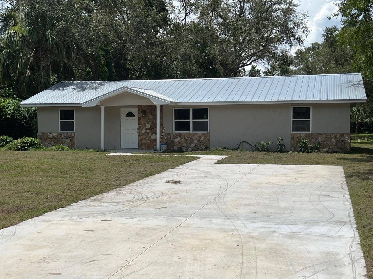 Okeechobee, FL 34972,7347 NW 86TH CT