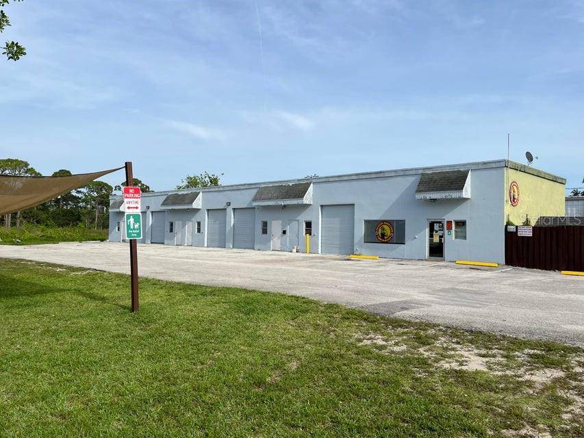 Fort Pierce, FL 34982,3802 OLEANDER AVE