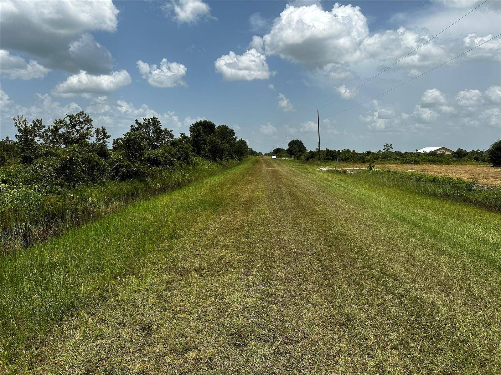 Okeechobee, FL 34972,18981 NW 278TH ST