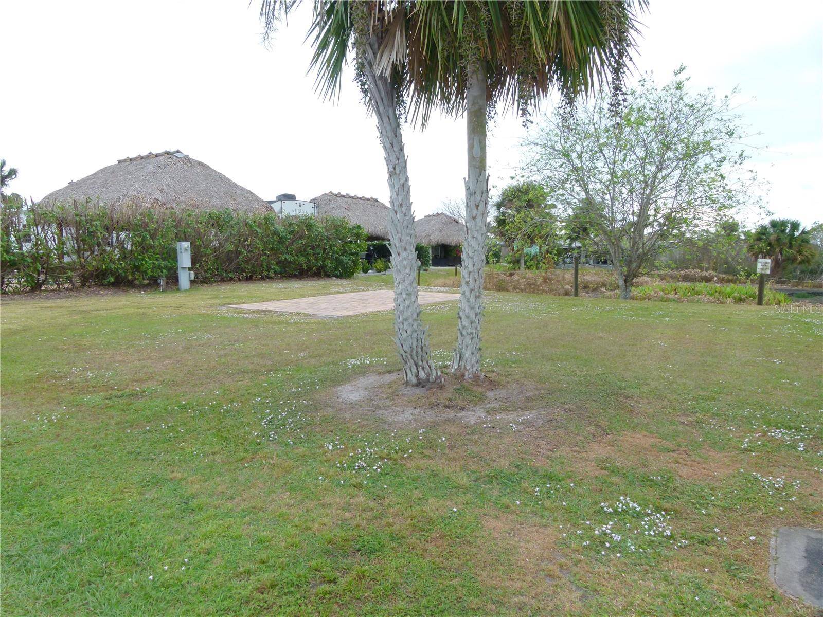 Okeechobee, FL 34974,612 SW 35TH TRAK #180