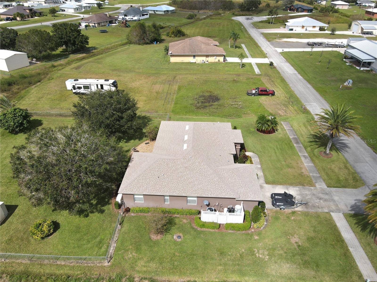 Okeechobee, FL 34974,581 SW 86TH TER