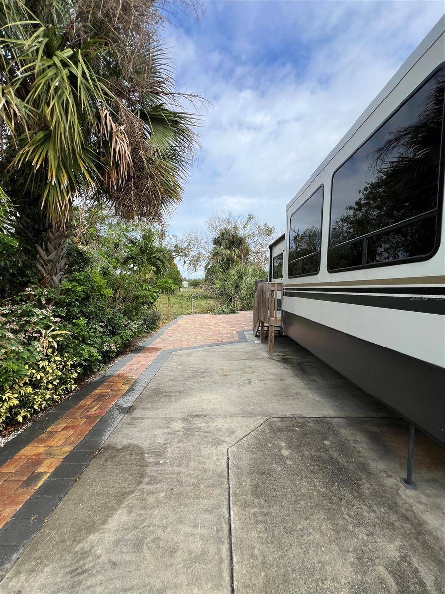 Okeechobee, FL 34974,7950 STATE ROAD 78 W #36