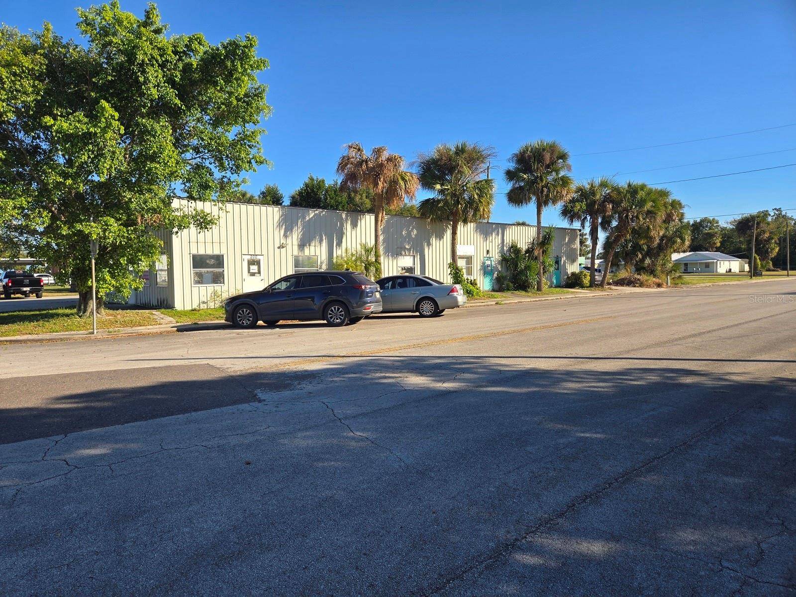 Okeechobee, FL 34972,200 SW 3RD AVE