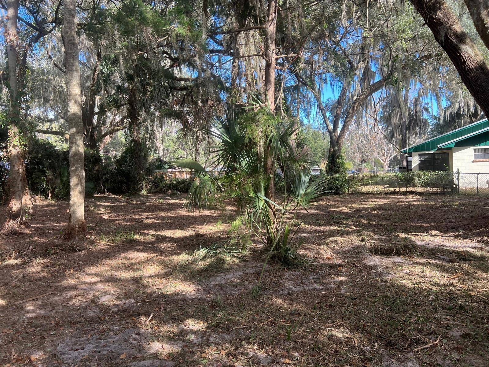 Interlachen, FL 32148,600 E BOYLESTON ST