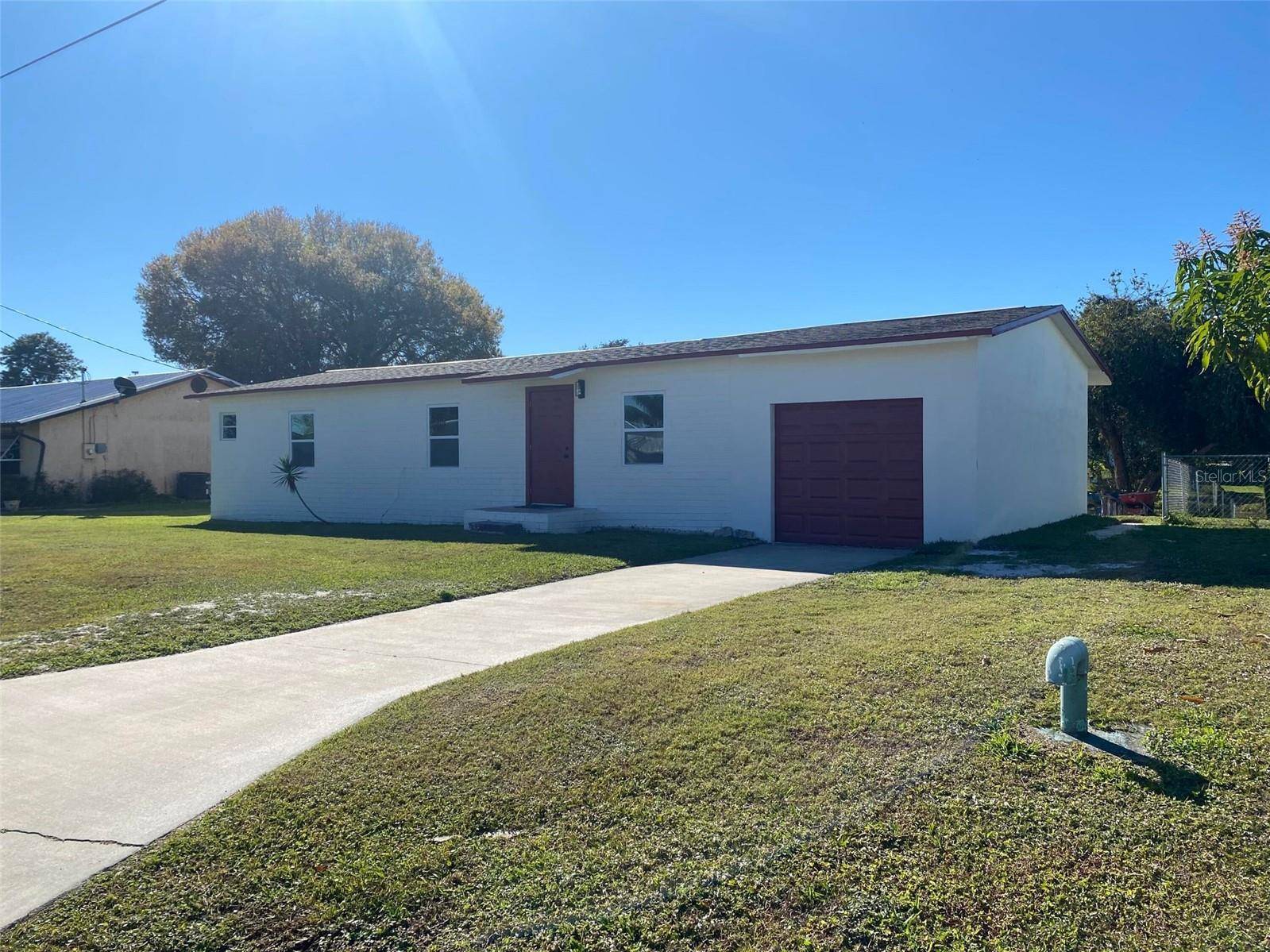 Okeechobee, FL 34974,3633 SE 20TH TER