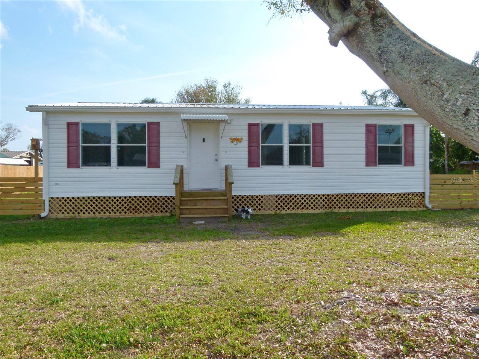 Okeechobee, FL 34974,3412 SE 25TH ST