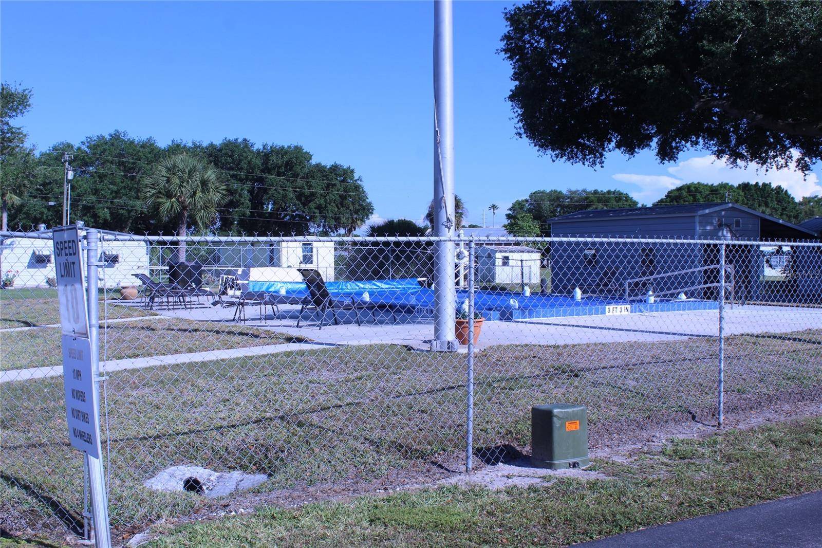 Moore Haven, FL 33471,1339 OLD LAKEPORT RD #16A