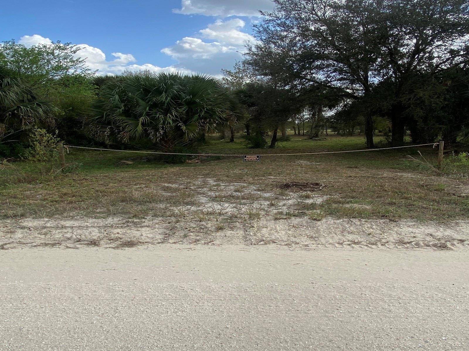 Okeechobee, FL 34972,19376 NW 256TH ST
