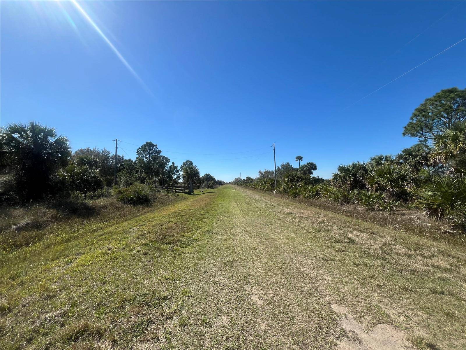 Okeechobee, FL 34972,14774 NW 278TH ST