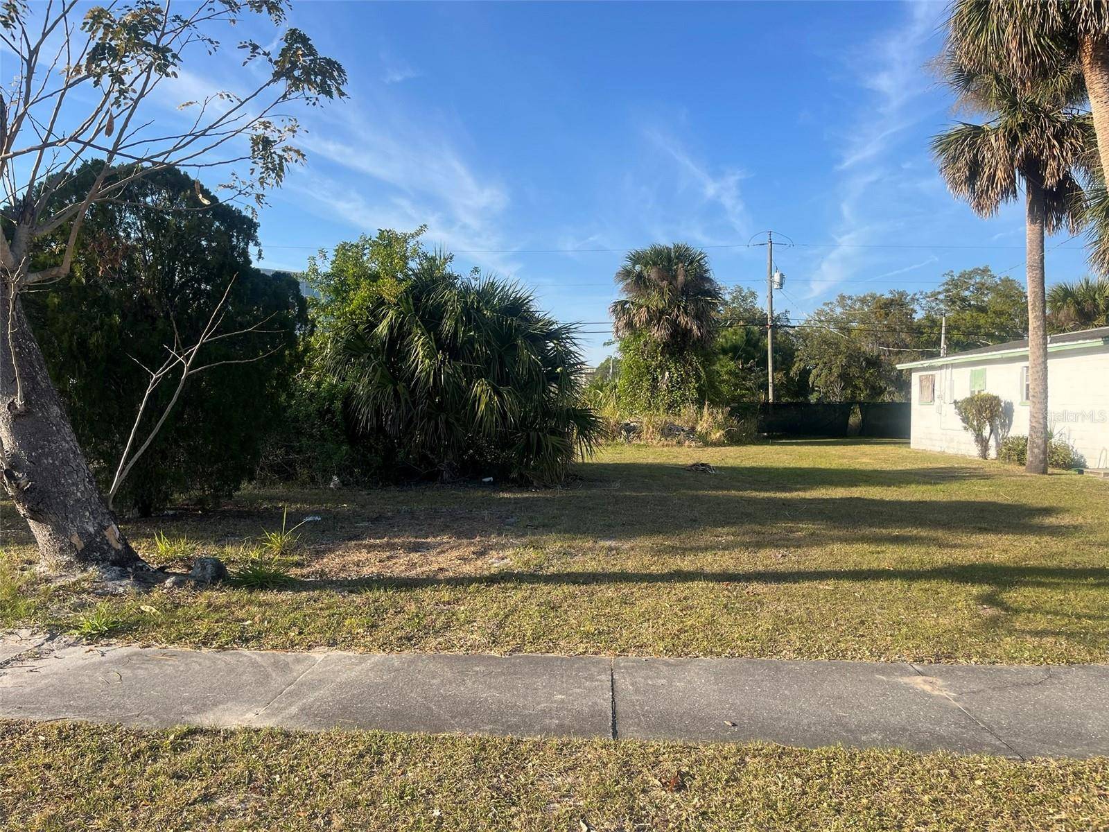 Melbourne, FL 32901,616 BURR ST