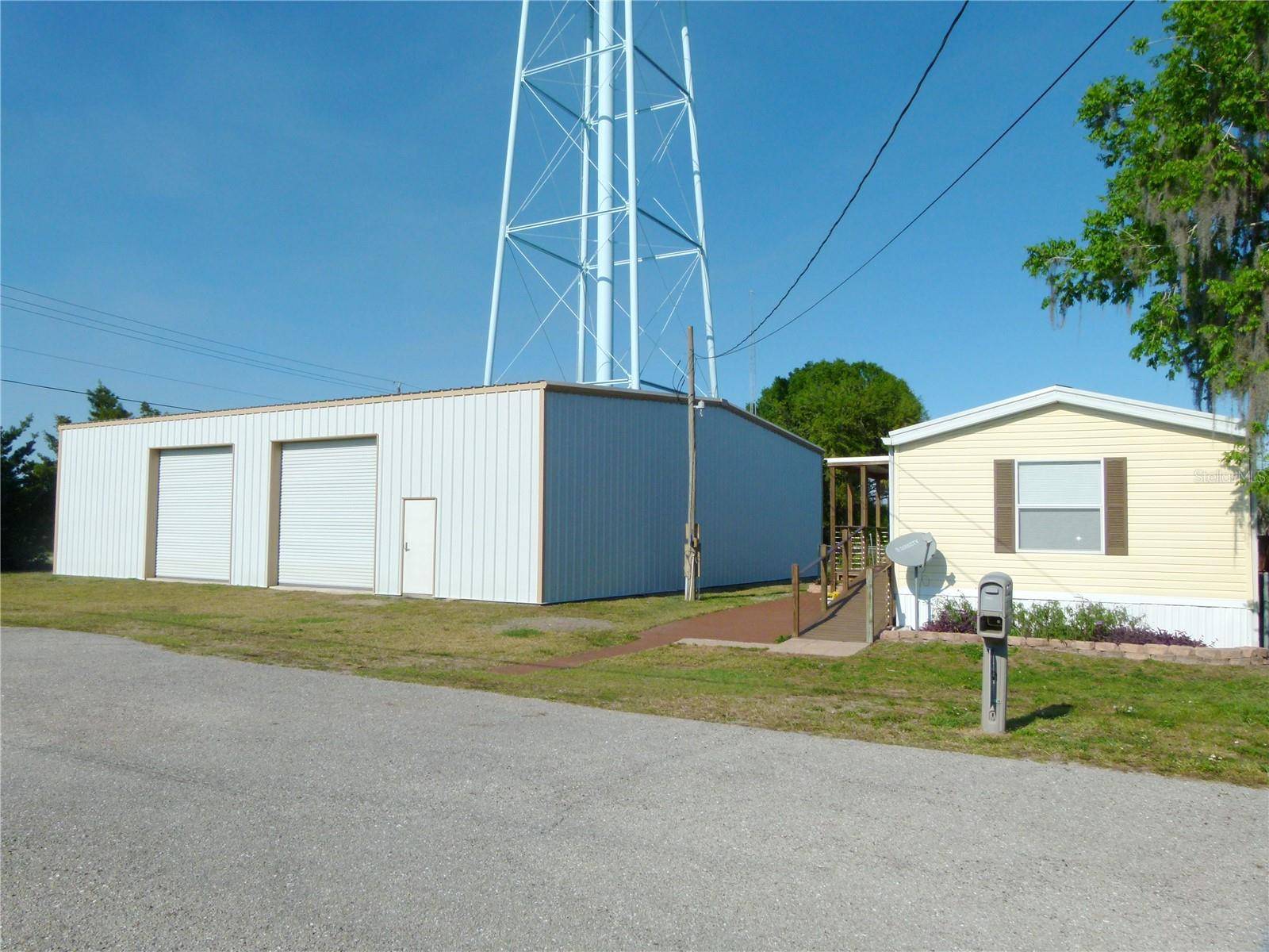 Okeechobee, FL 34974,1017 1ST ST