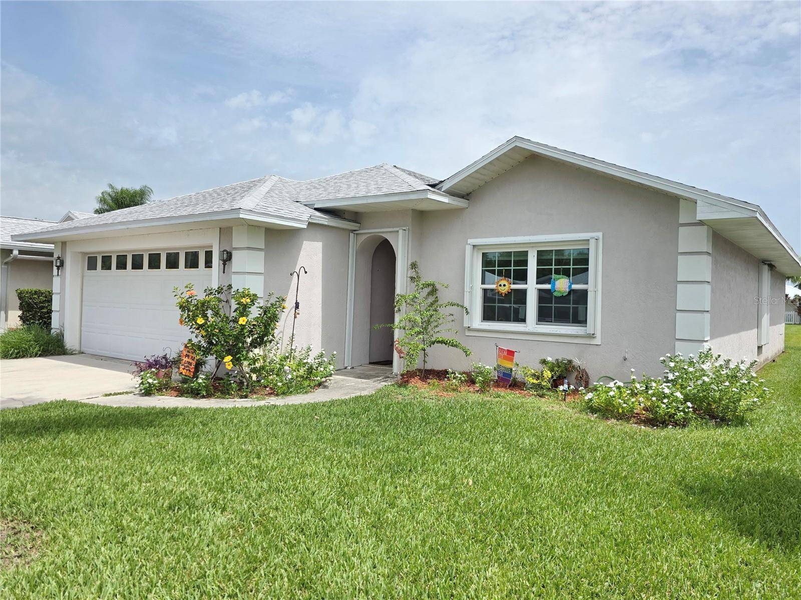 Okeechobee, FL 34974,617 SE 26TH DR #2
