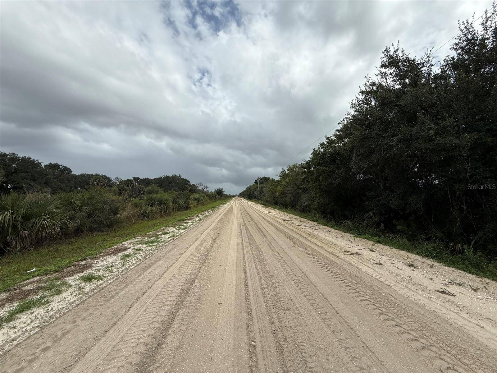Okeechobee, FL 34972,17532 NW 320TH ST