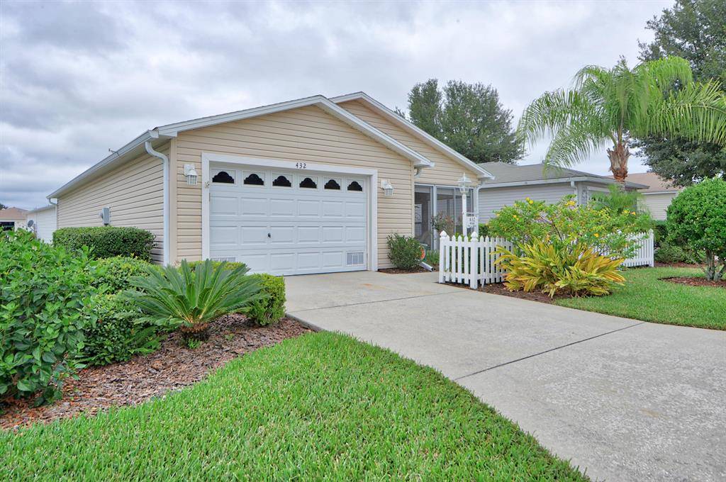 The Villages, FL 32162,432 Canterbury CT