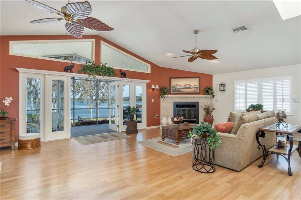 Dunnellon, FL 34433,6745 W RIVERBEND RD