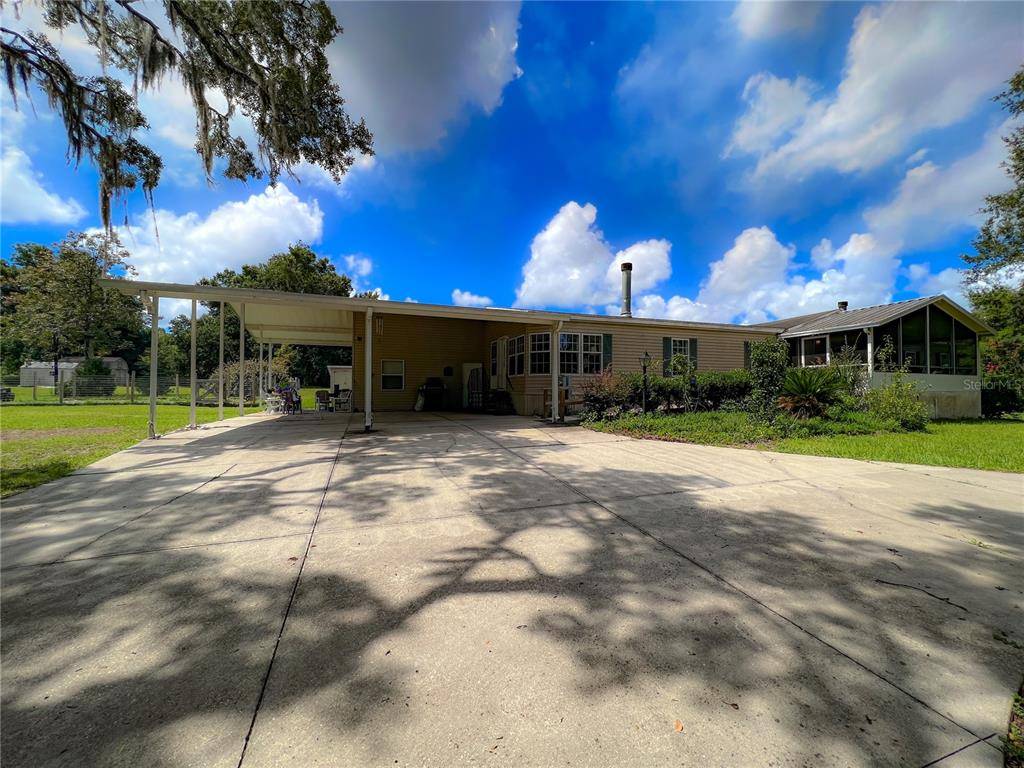 Floral City, FL 34436,8384 E SUNRAY LN