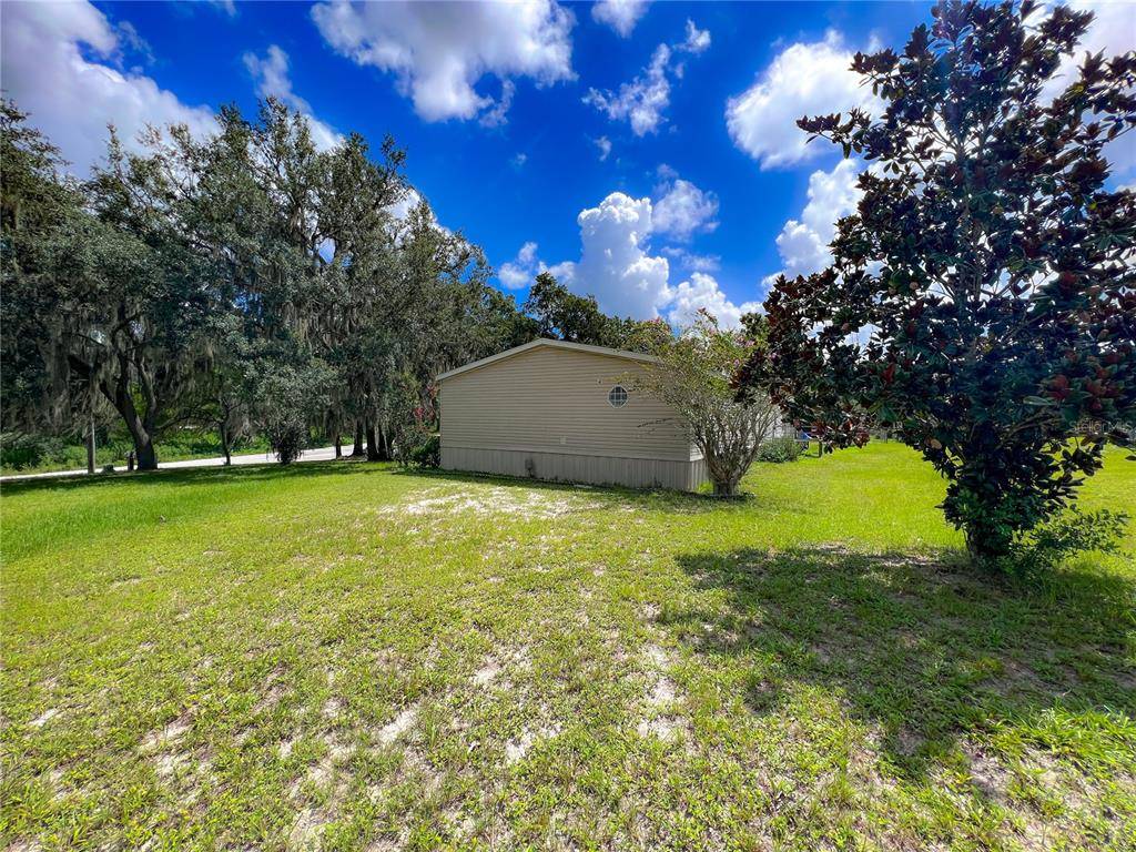 Floral City, FL 34436,8384 E SUNRAY LN