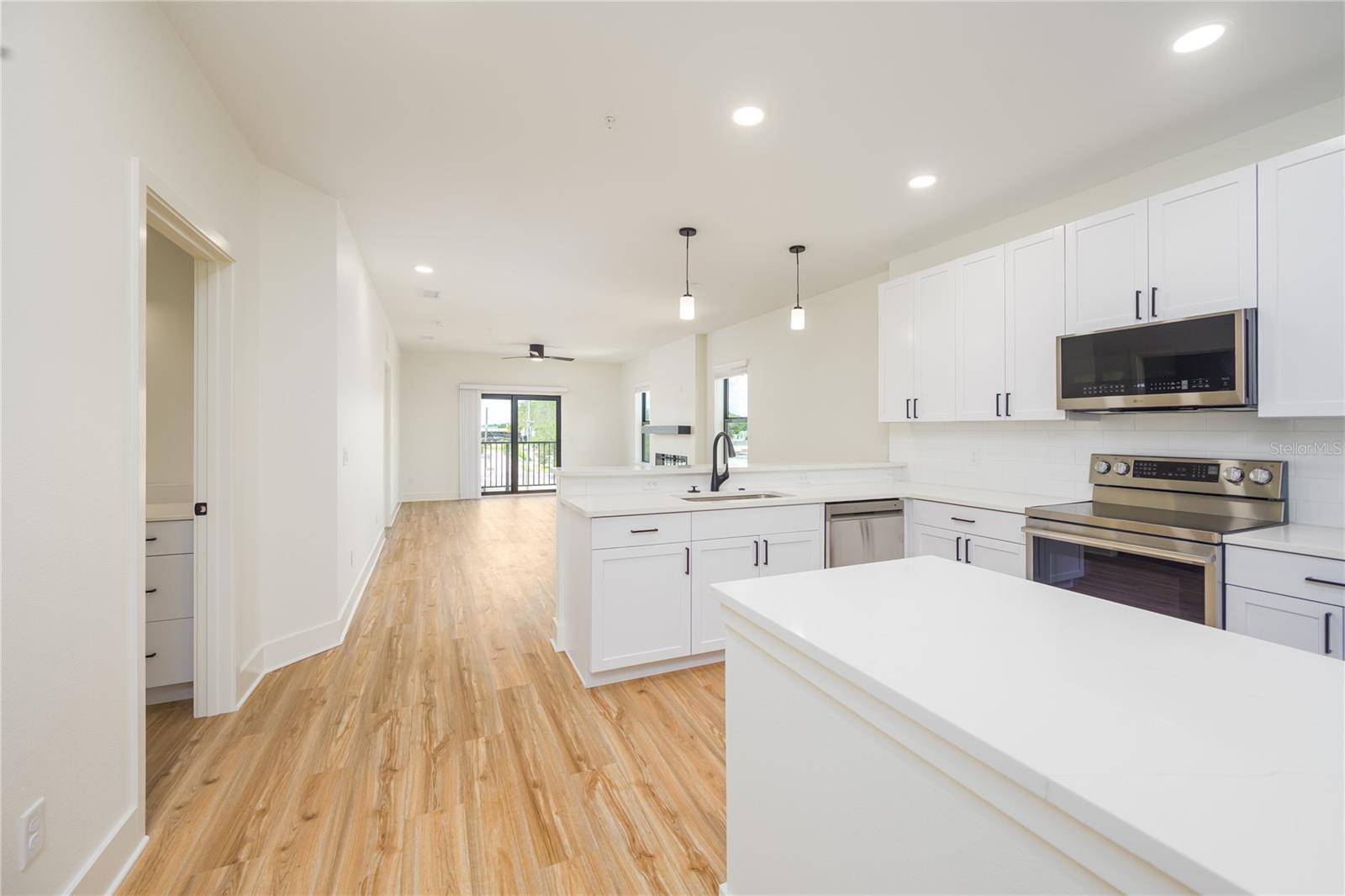 Ocala, FL 34471,419 SE 1ST AVE #204