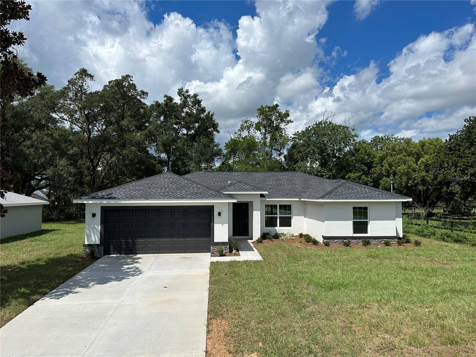 Ocala, FL 34472,392 SE 61ST CT