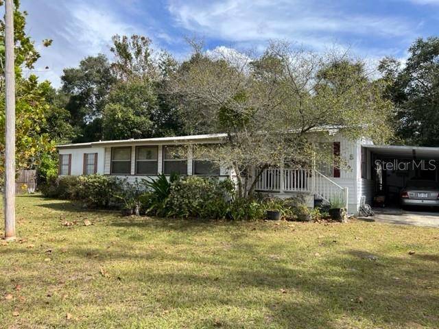 Silver Springs, FL 34488,701 SE 163RD CT