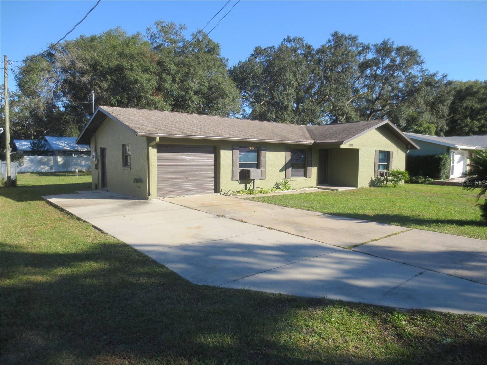 Silver Springs, FL 34488,2055 SE 174TH CT