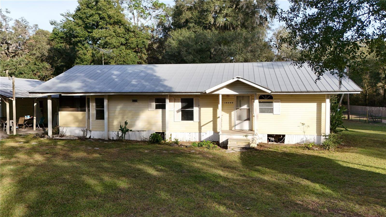 Umatilla, FL 32784,15595 SE 200TH AVE