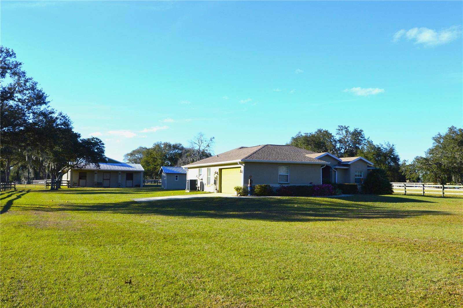 Dunnellon, FL 34432,700 NW 165TH COURT RD