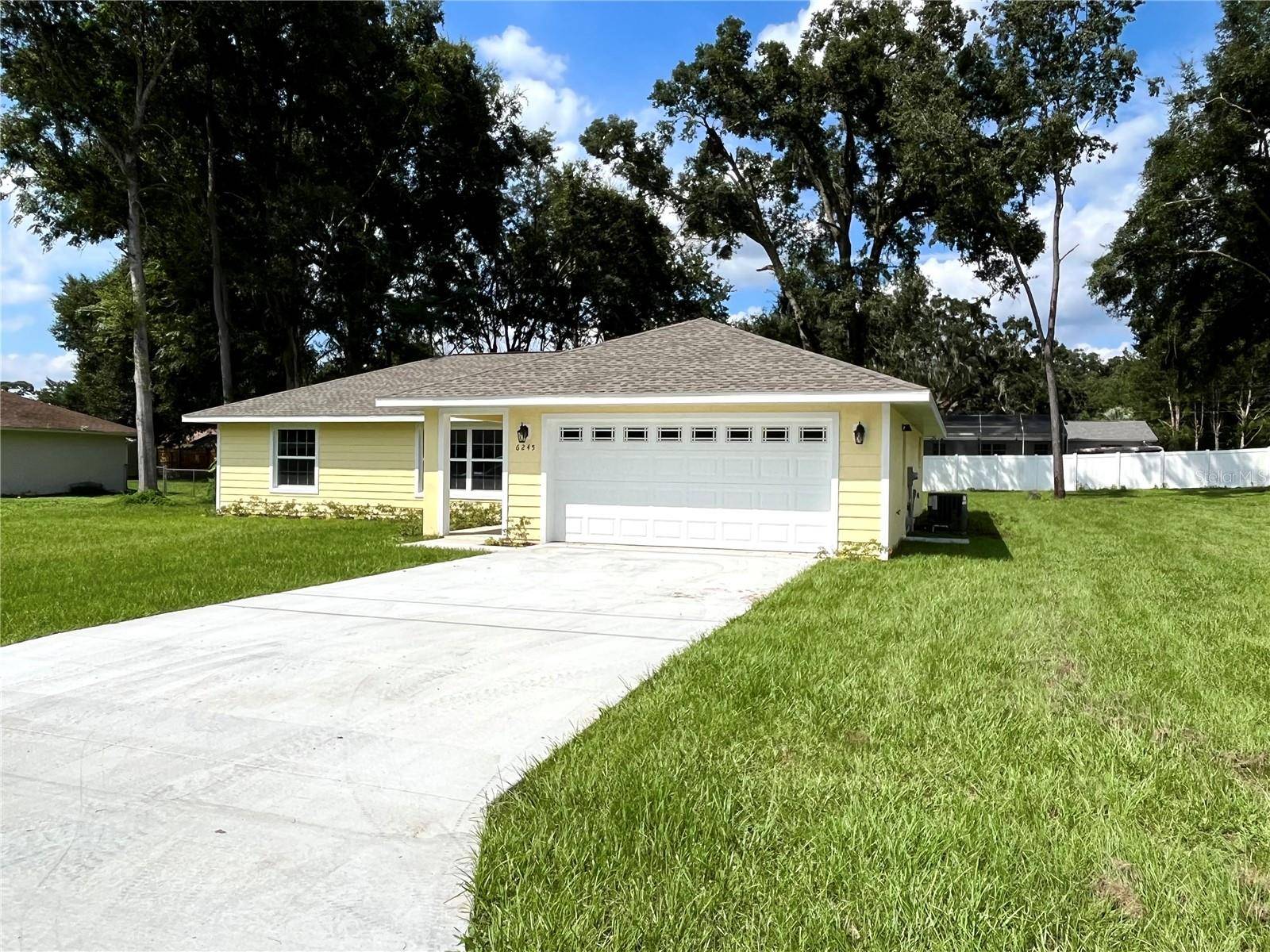 Belleview, FL 34420,6245 SE 126TH LN