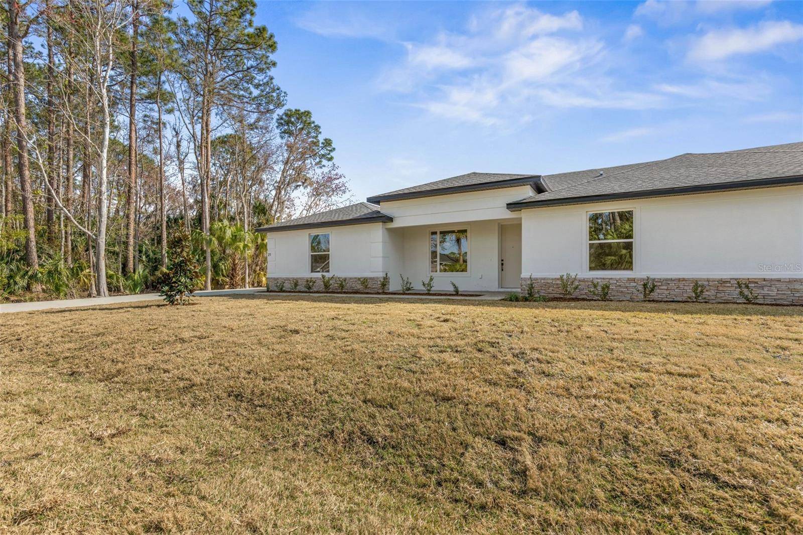 Palm Coast, FL 32164,21 WEYMOUTH LN