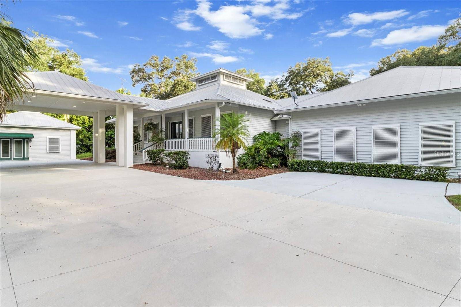 Inglis, FL 34449,20 CAPTAINS COVE RD