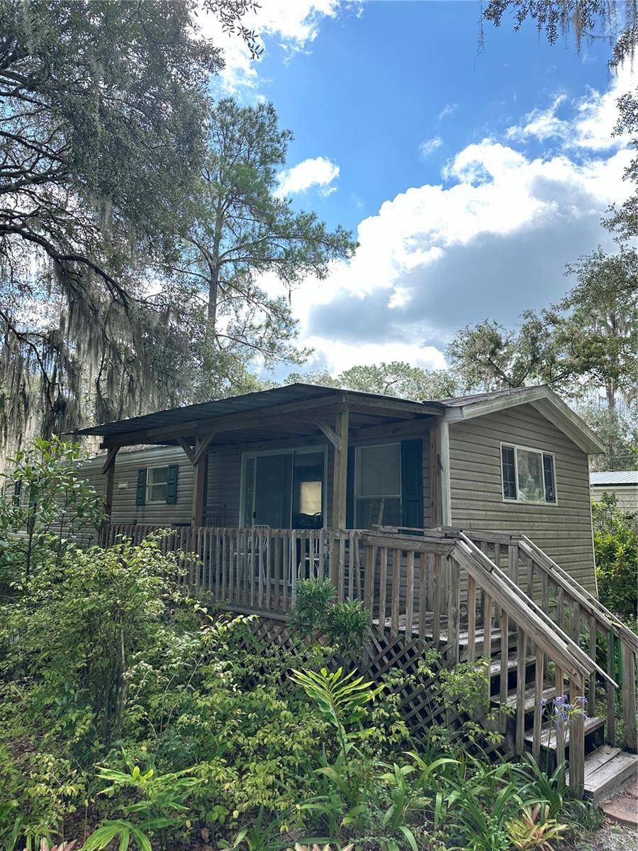 Hawthorne, FL 32640,127 HIDDEN LAKE TRL