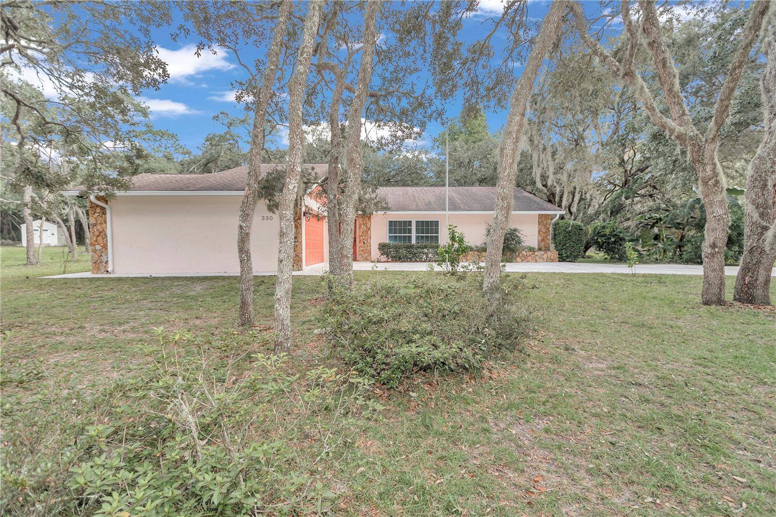 Hernando, FL 34442,330 W NATIONAL ST