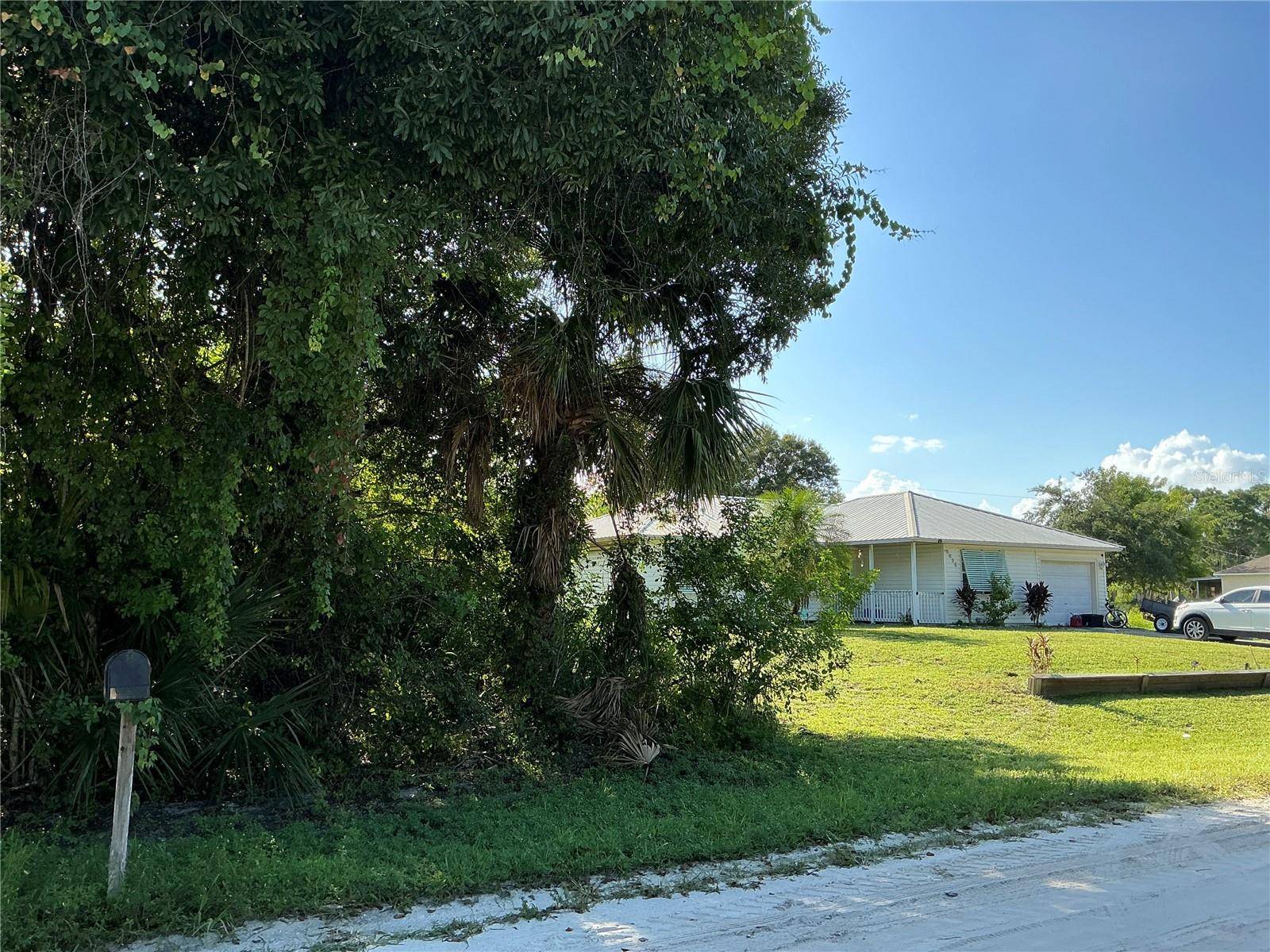 Vero Beach, FL 32967,8825 100TH CT