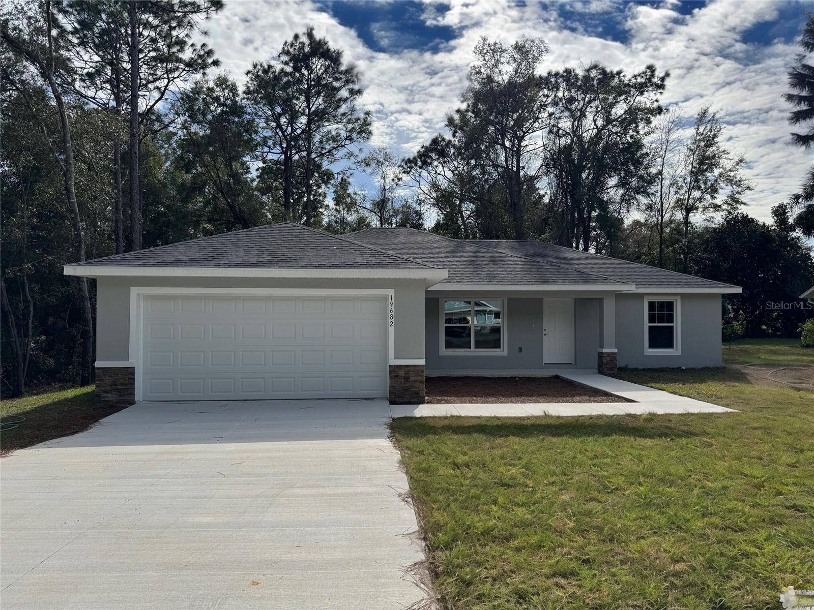 Dunnellon, FL 34432,19682 SW 93RD LN