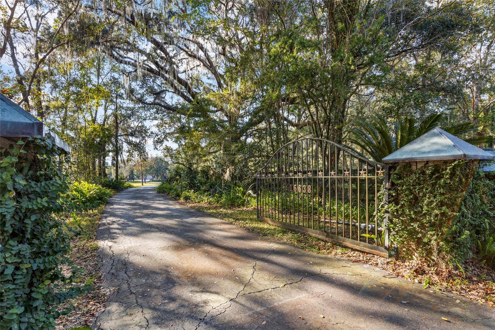 Reddick, FL 32686,16638 N HIGHWAY 329