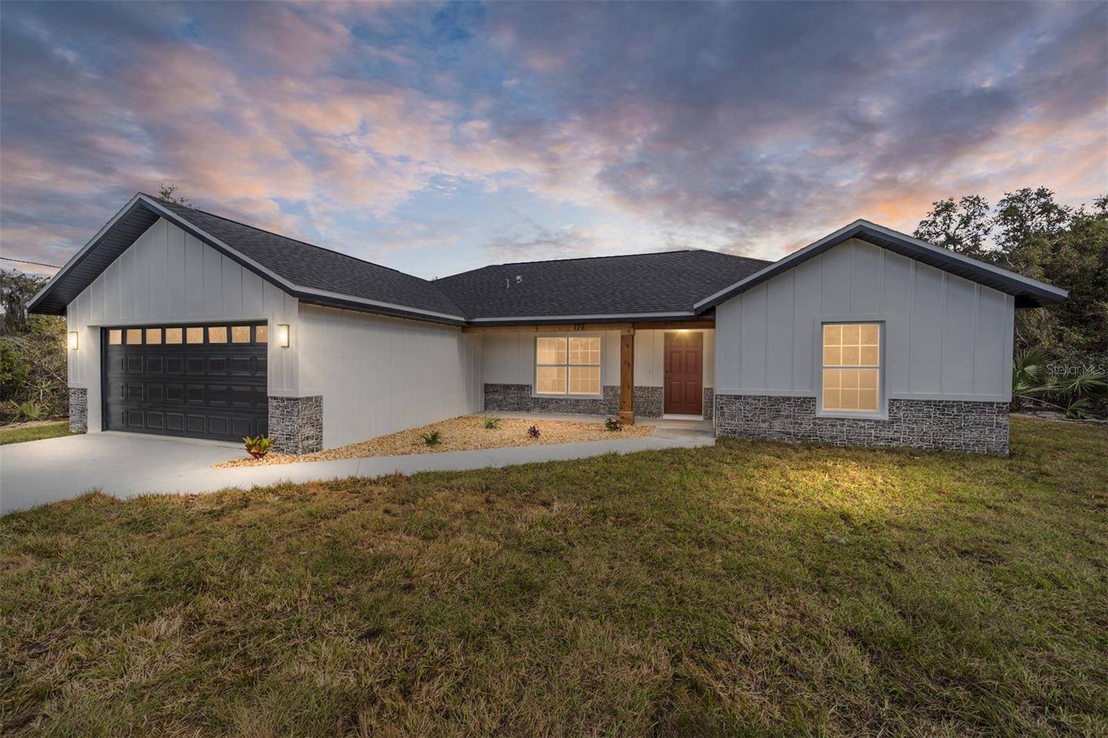 Ocala, FL 34472,17 HOLLY RD